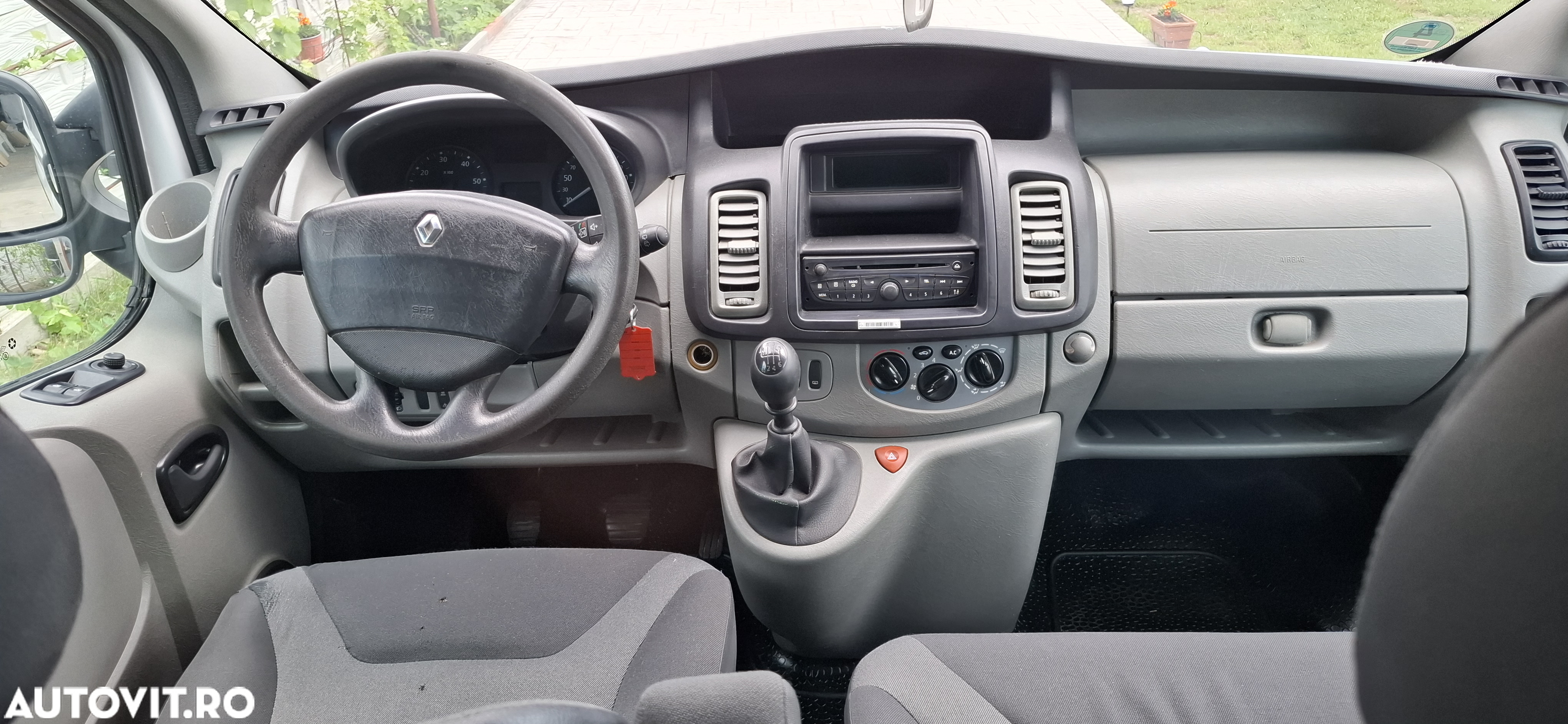 Renault Trafic 2.0 dCi 115 Combi L2H1 - 7