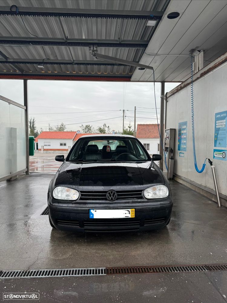 VW Golf 1.9 TDi Highline - 1
