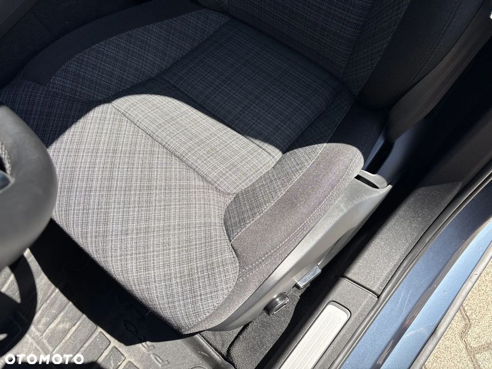 Volvo V60 B3 B Essential - 14
