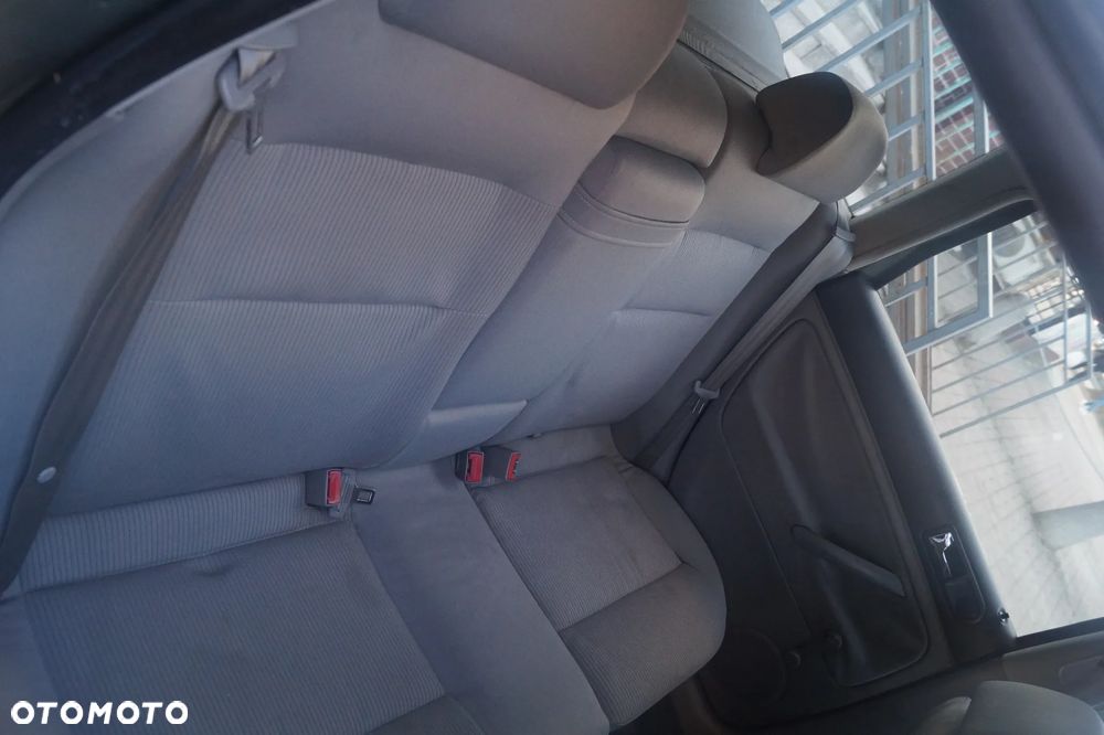 Volkswagen Passat Variant 1.9 TDI - 21