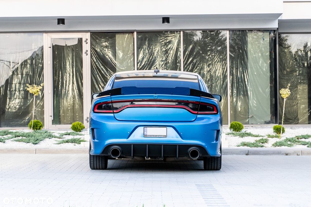 Dodge Charger Automatik R/T Scat Pack - 12