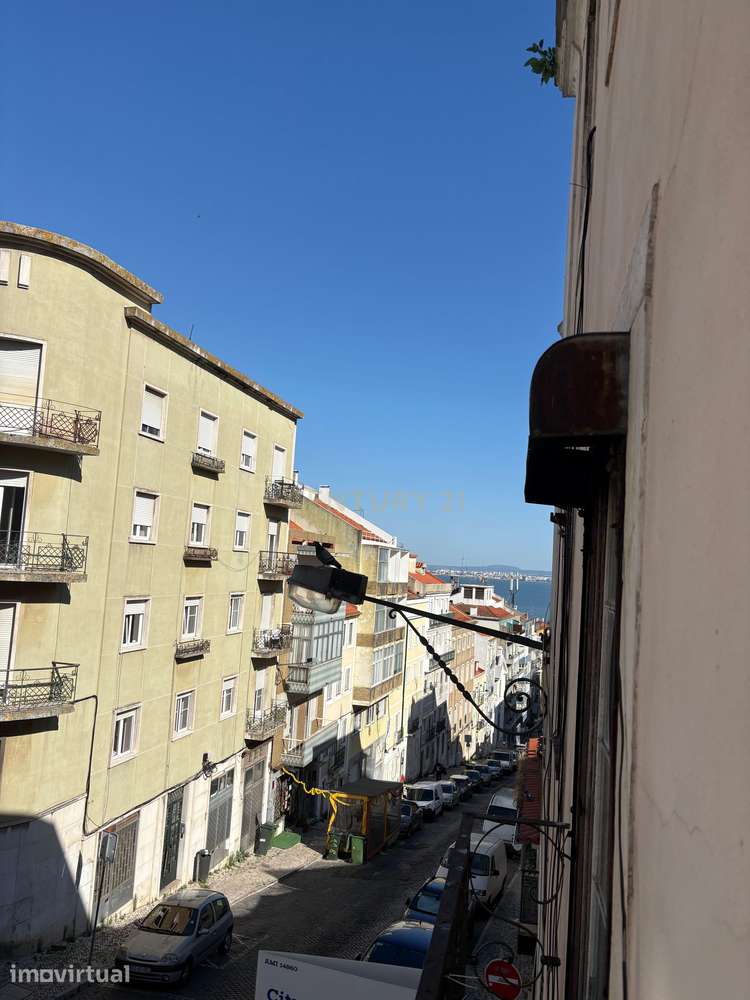 T2 com Terraço na Graça | Excelente Projeto de Reabilitação no Coração - Grande imagem: 5/20