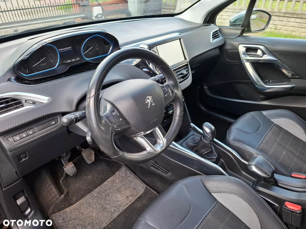 Peugeot 2008 e-HDi FAP 92 STOP & START Allure - 12