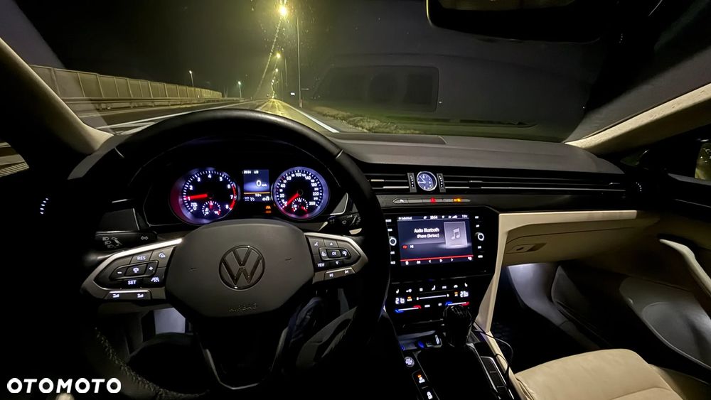 Volkswagen Passat - 9