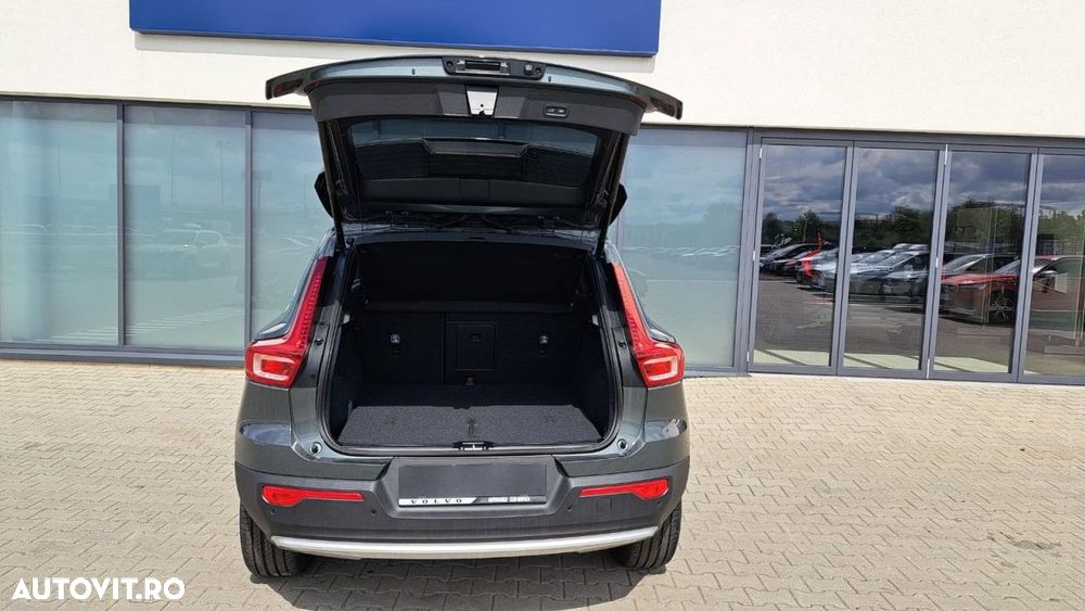 Volvo XC 40 B3 AT FWD MHEV Core - 10