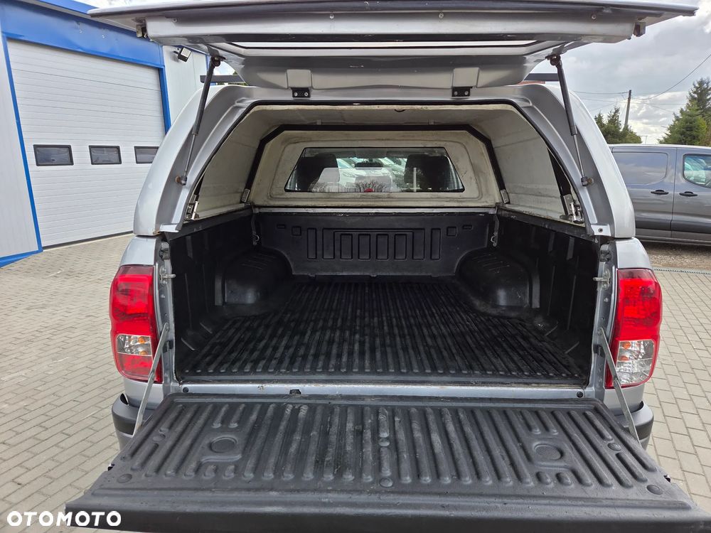Toyota Hilux 2.4 D-4D Double Cab DLX 4x4 - 20