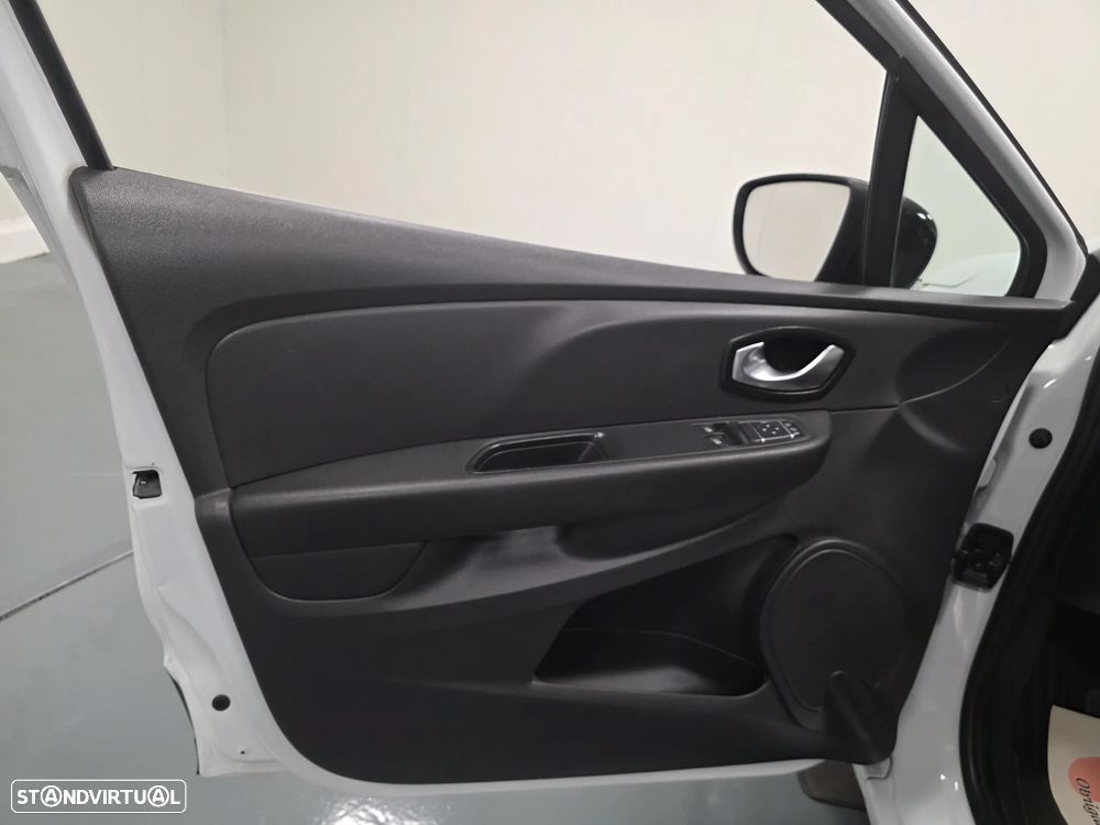 Renault Clio 1.5 dCi Zen - 43