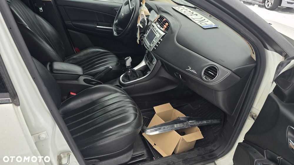 Lancia Delta 1.6 MJ Silver - 16