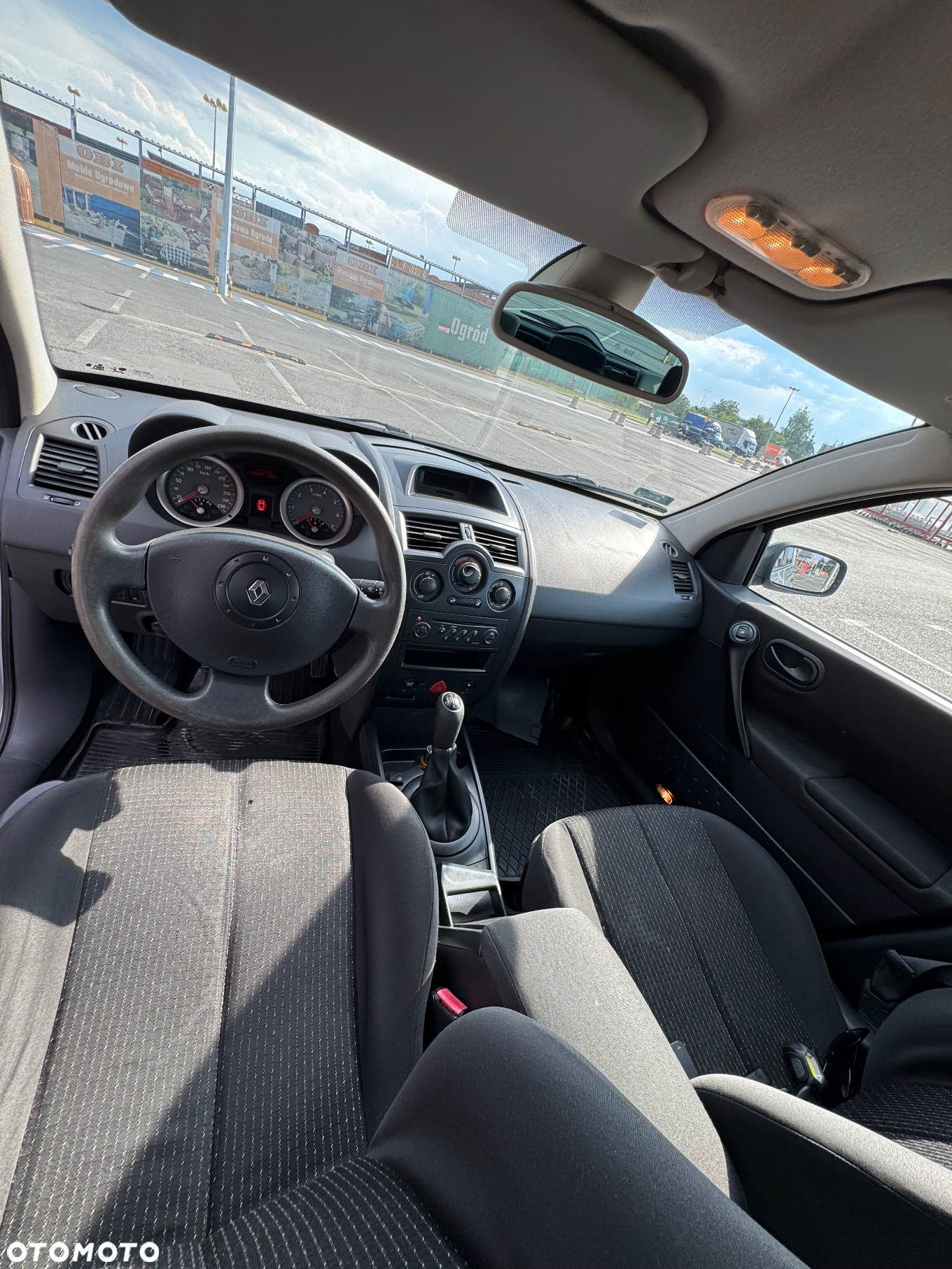 Renault Megane 1.6 Avantage - 9