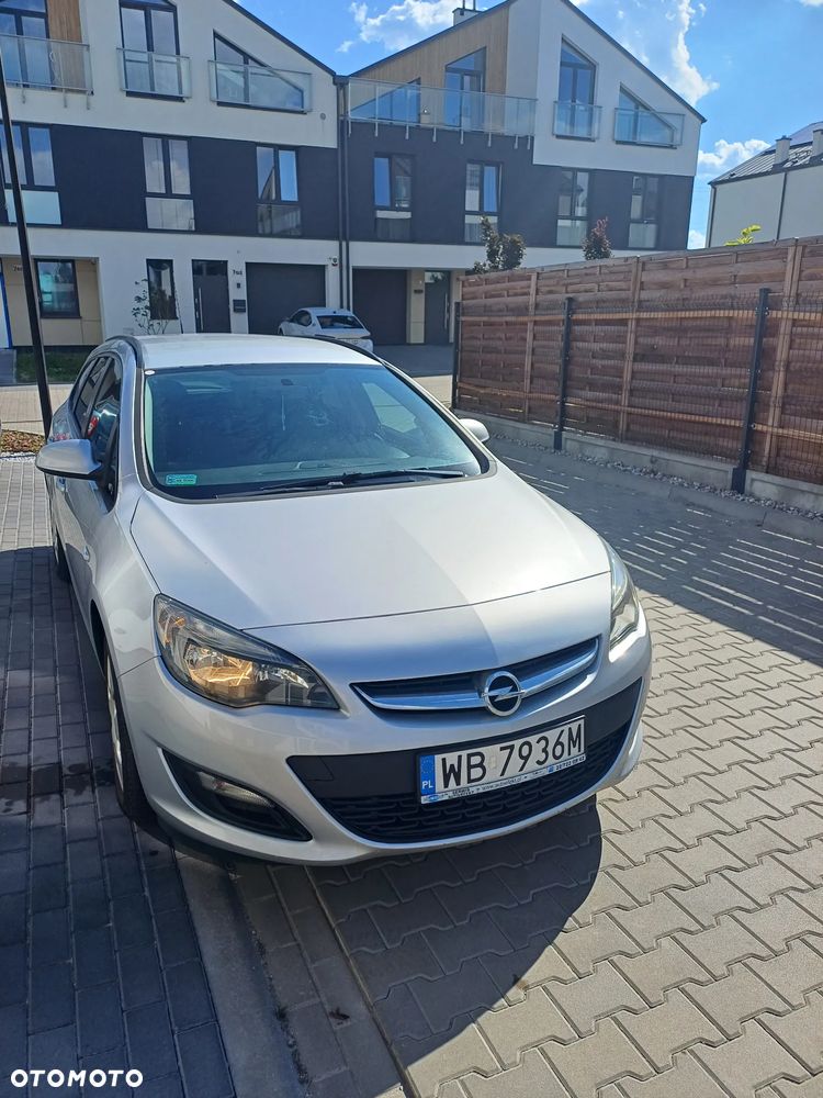 Opel Astra 1.4 T Enjoy - 6