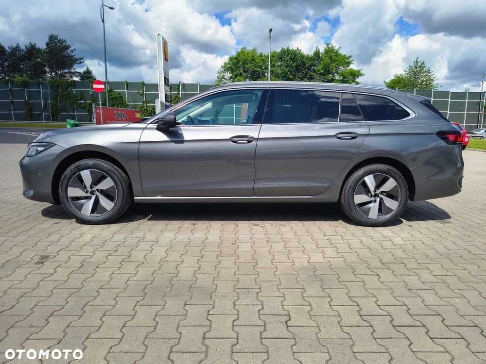 Volkswagen Passat - 5