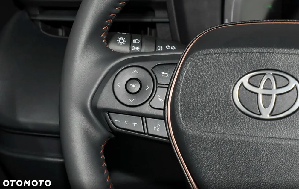 Toyota Corolla Cross - 10