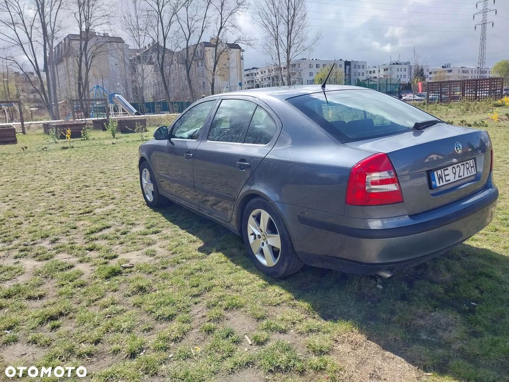 Skoda Octavia 1.6 Active - 10