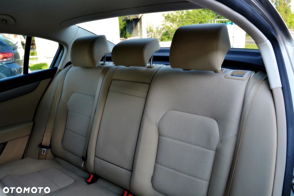Volkswagen Passat 1.8 TSI Automatik Comfortline - 21