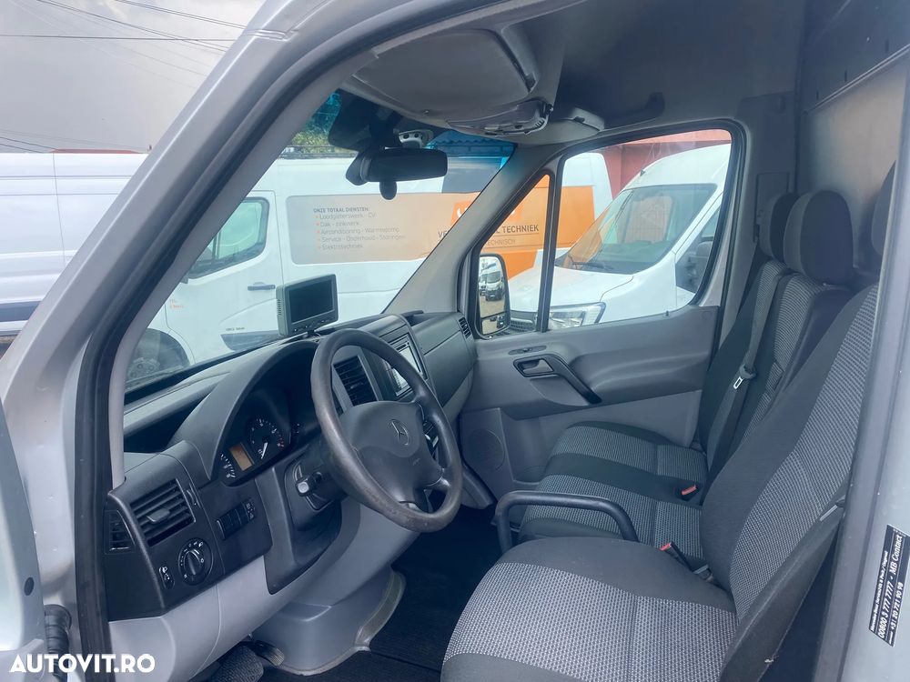 Mercedes-Benz SPRINTER - 5