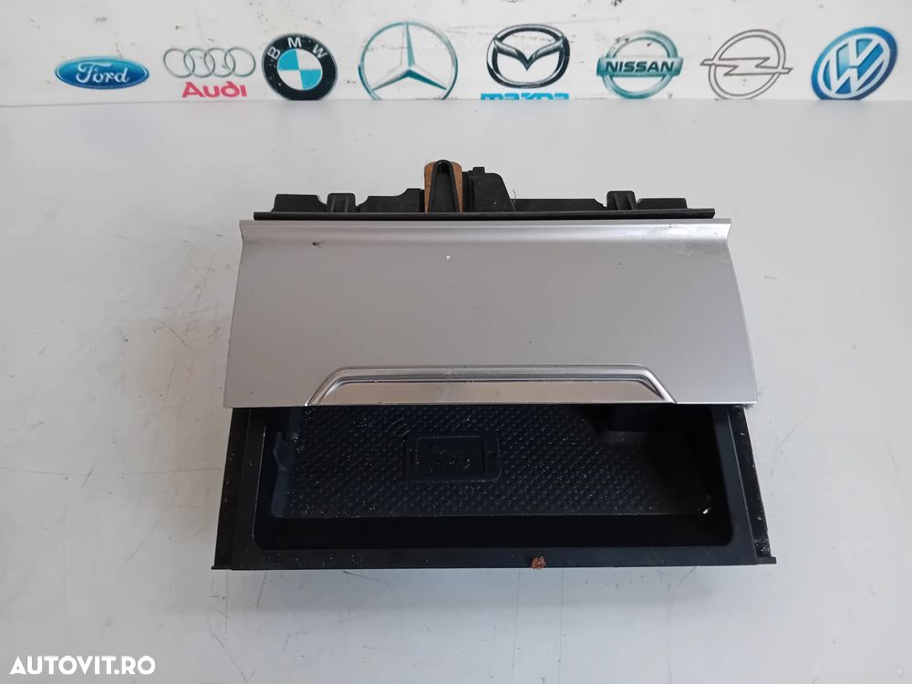Modul Incarcare Wirelles Scrumiera Vw Passat B8 AN 2014-2020 Cod 3G1863071A Motor DFG Cutie UAX - 4