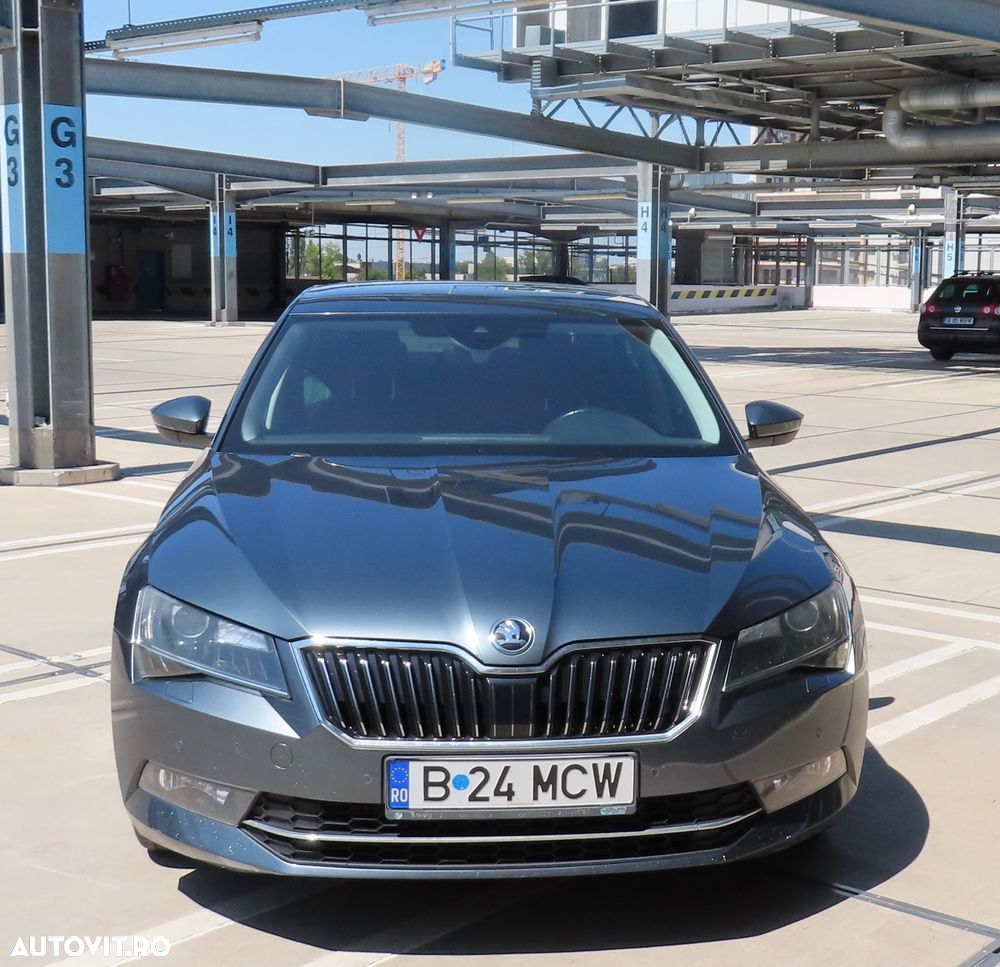 Skoda Superb 2.0 TDI 4X4 DSG Style - 2