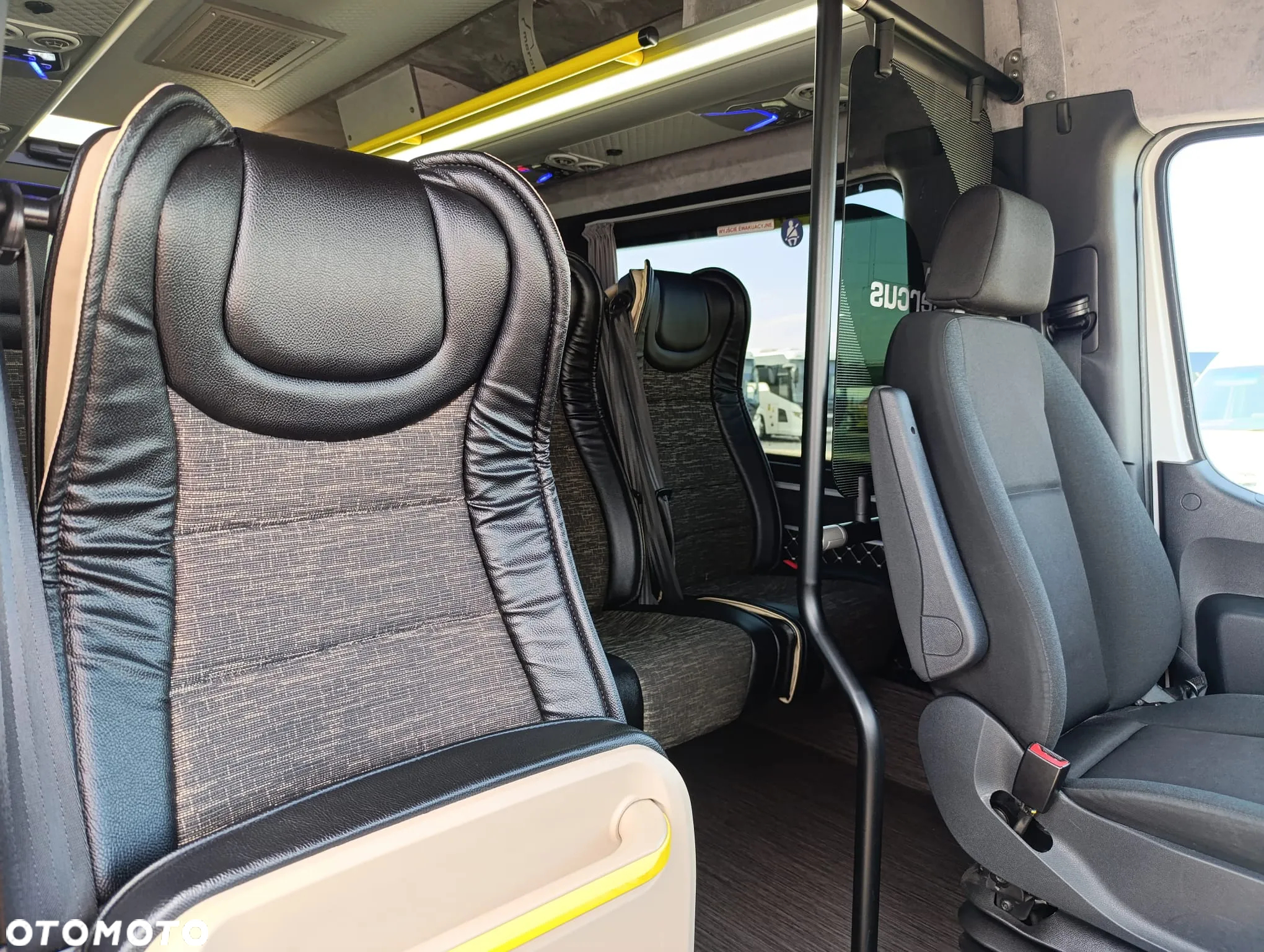 Mercedes-Benz Sprinter 517 - 15