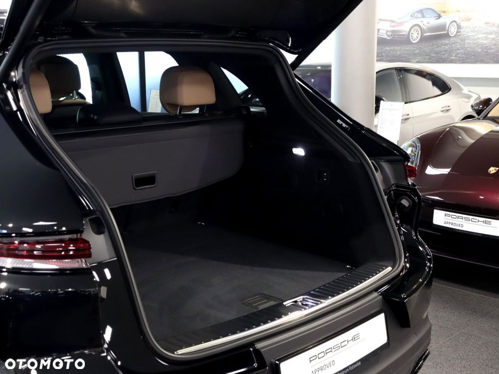 Porsche Cayenne Standard - 36