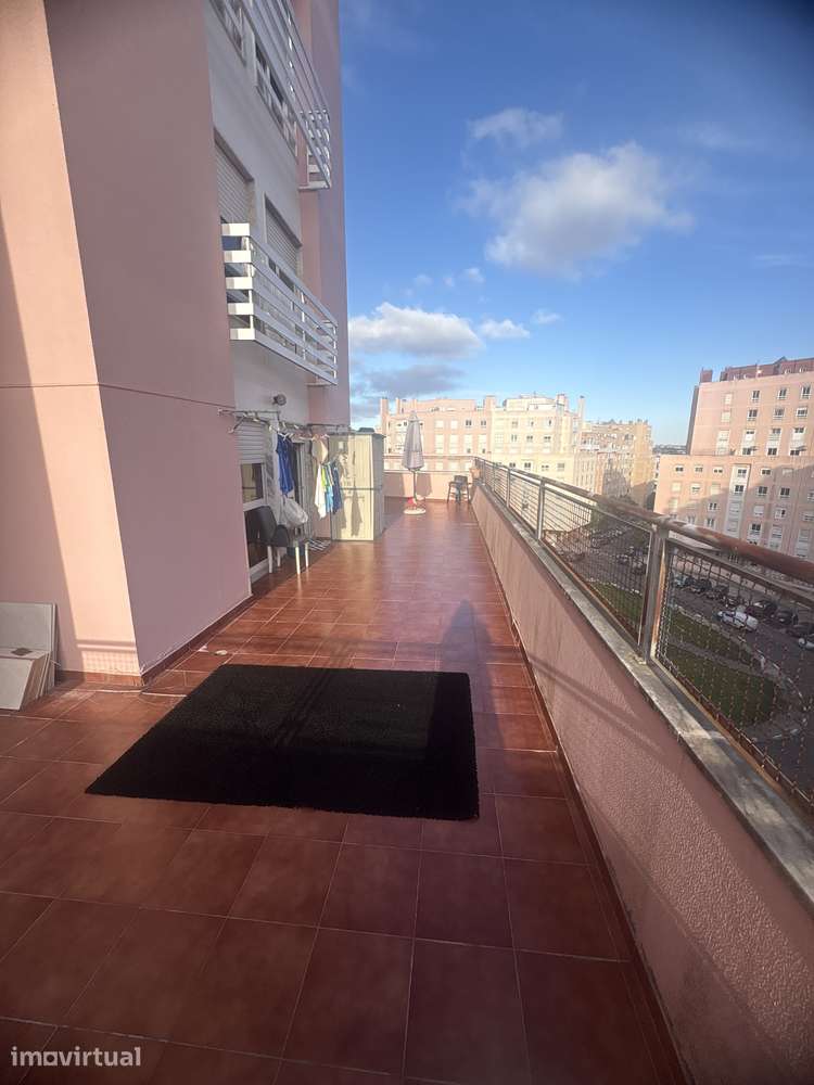 T2 com Terraço e Arrecadação ! Uma Excelente Oportunidade! - Grande imagem: 4/8