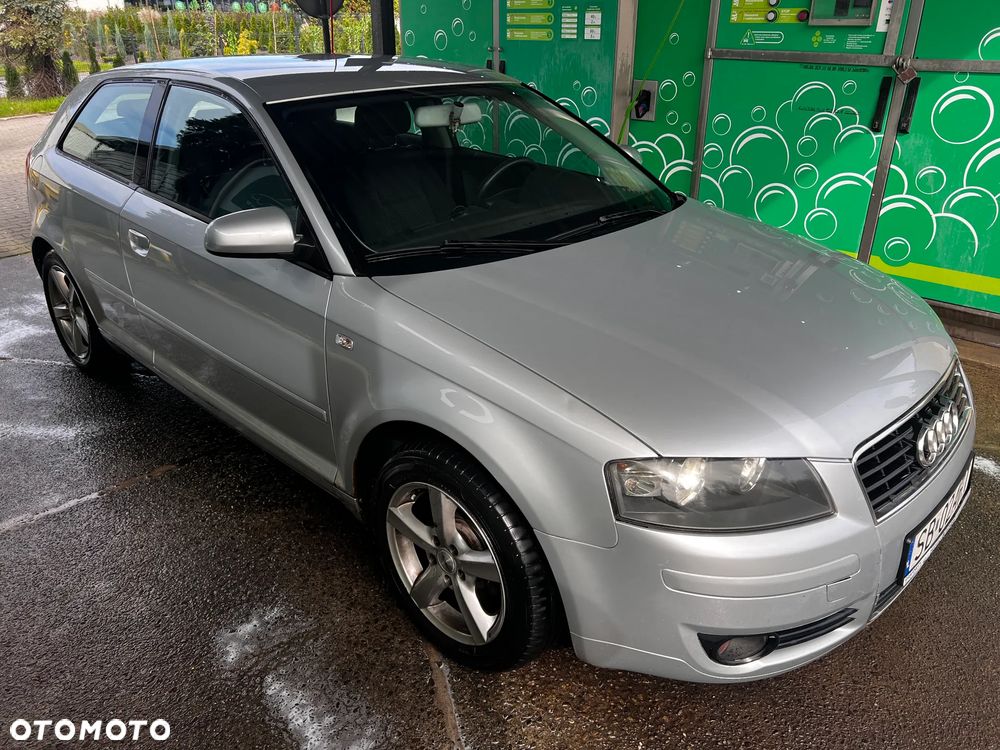 Audi A3 1.6 Ambiente - 1