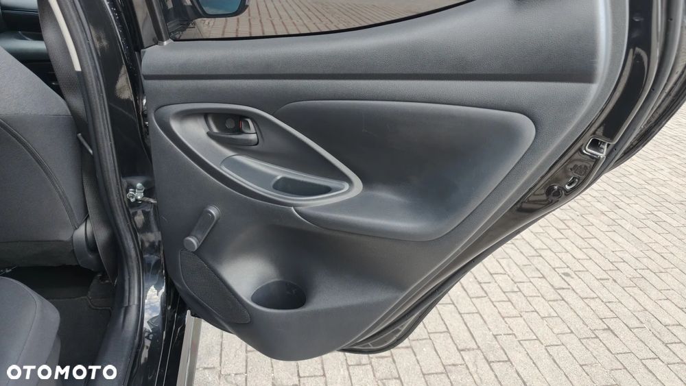 Toyota Yaris Hybrid 1.5 Comfort - 25