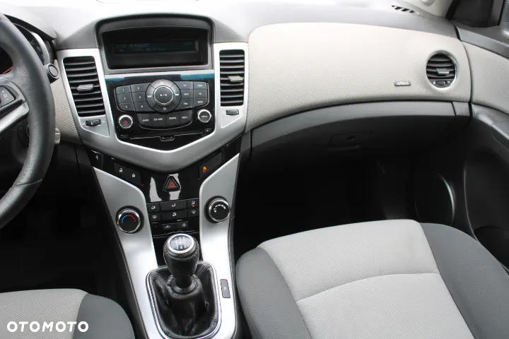 Chevrolet Cruze 2.0 VDCi LS - 15