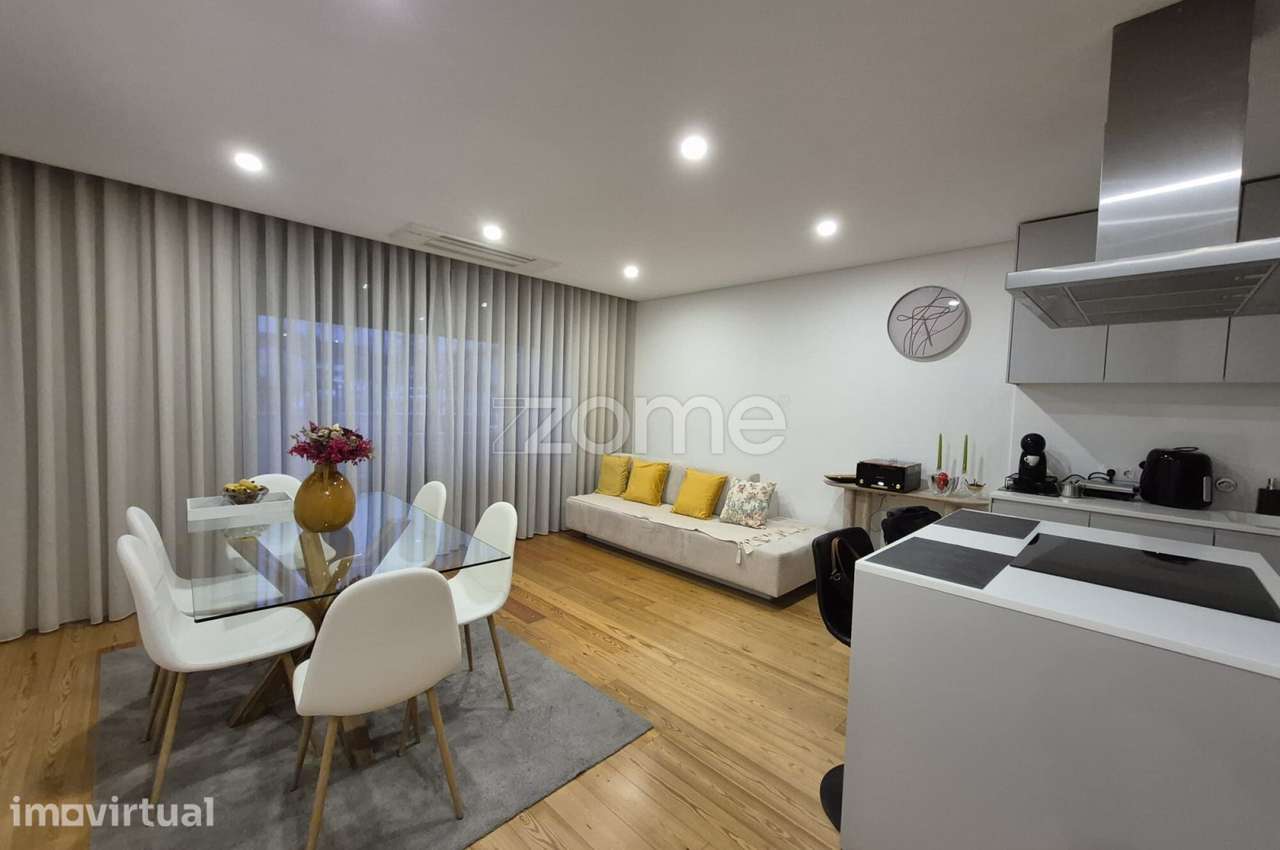 Excelente Apartamento T2 com terraço na Trofa - Grande imagem: 2/35