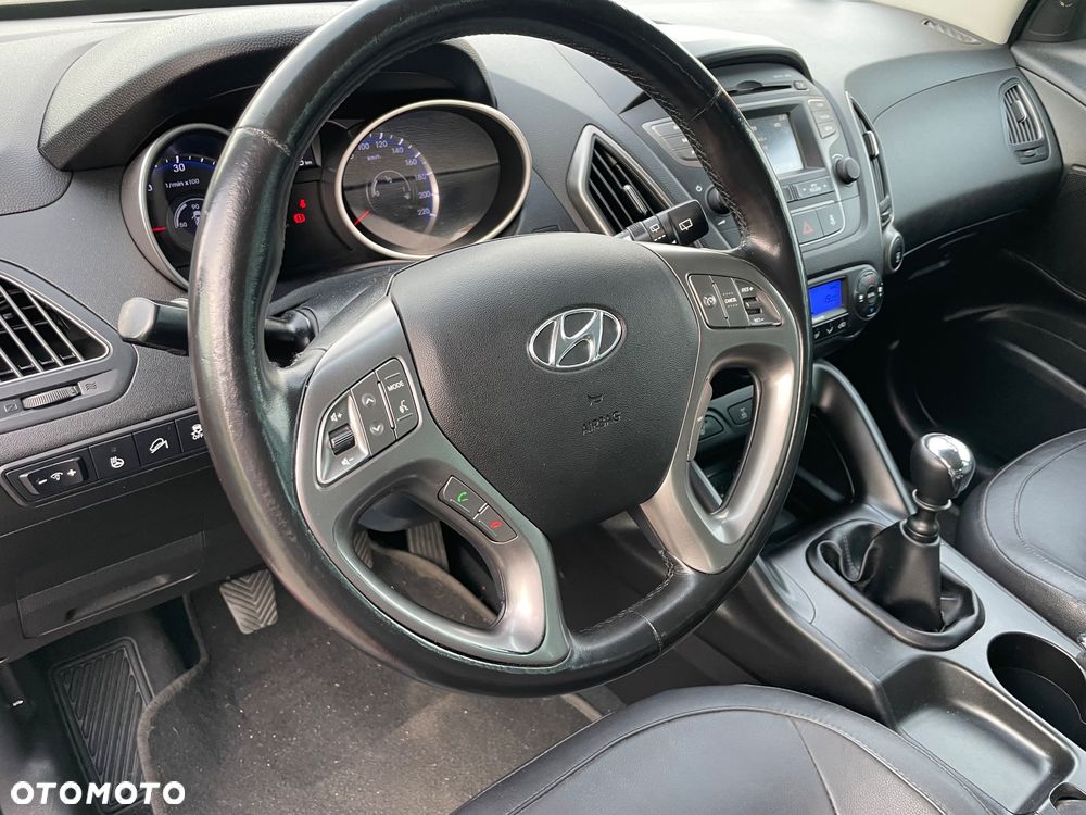 Hyundai ix35 2.0 CRDi 4WD Premium - 28
