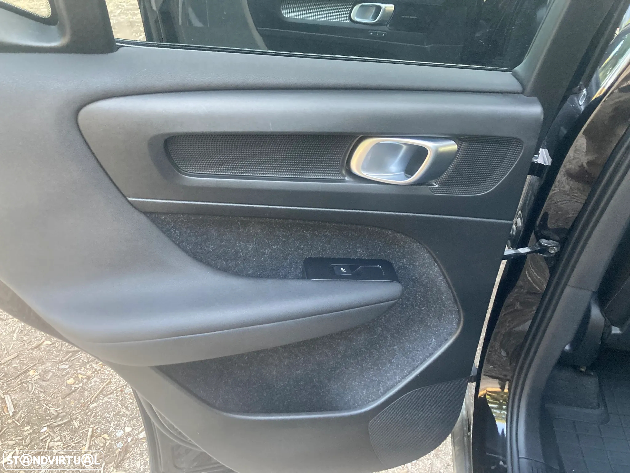 Volvo XC 40 1.5 T4 PHEV R-Design - 15