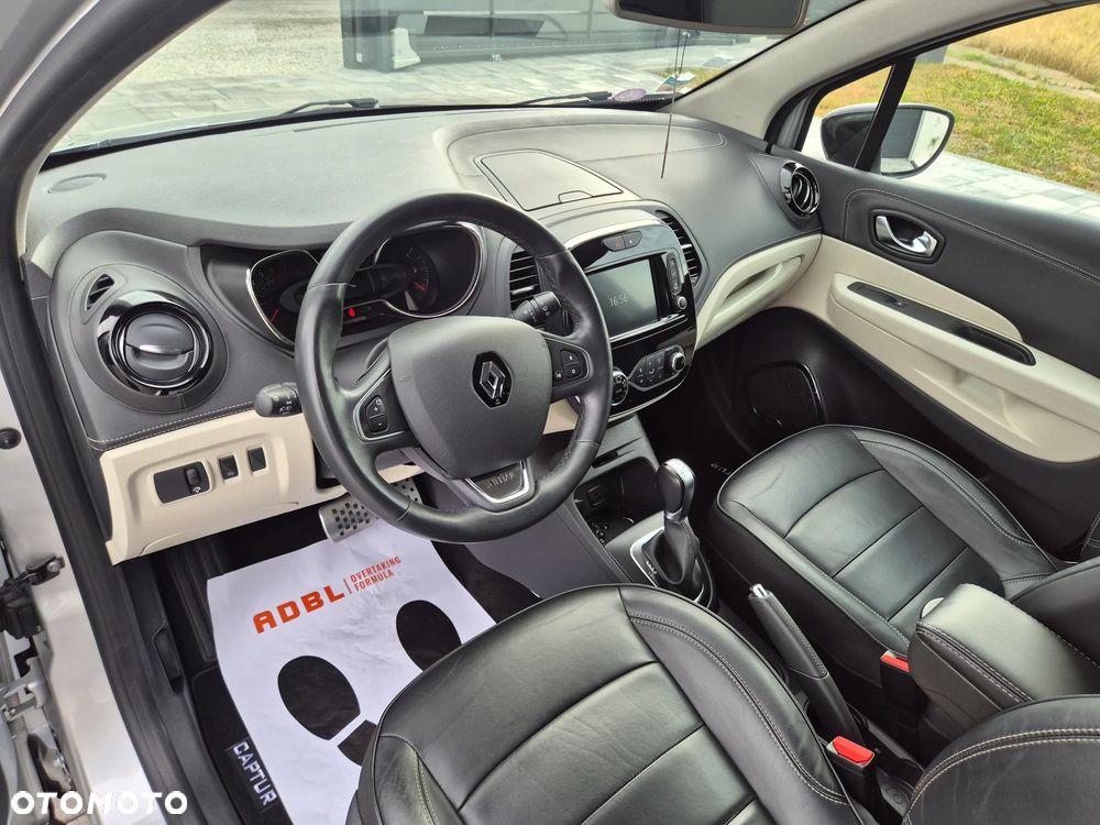 Renault Captur 1.3 Energy TCe Initiale Paris EDC - 29