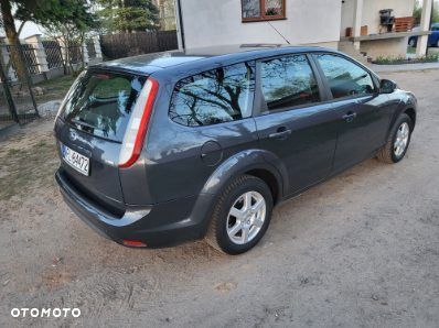 Ford Focus - 8