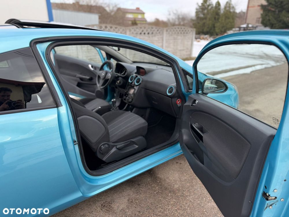 Opel Corsa 1.3 CDTI DPF Color Edition - 22