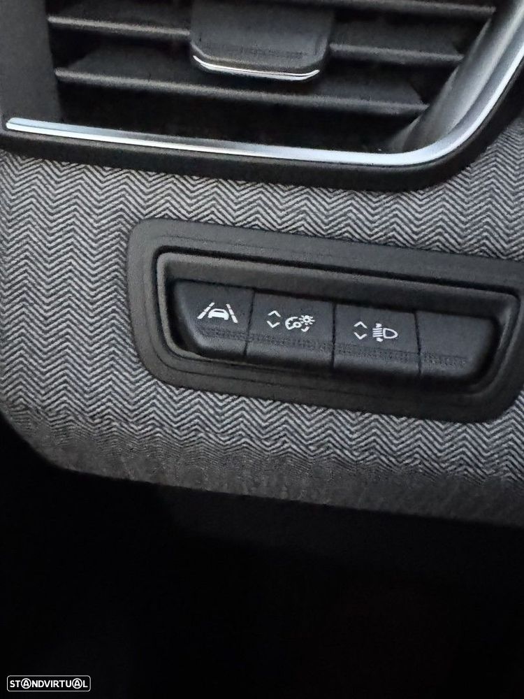 Renault Clio 1.0 TCe Techno - 29