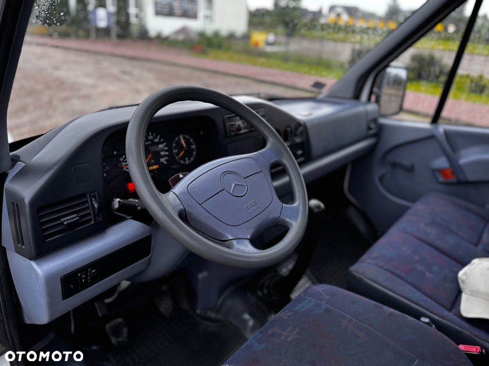 Mercedes-Benz Sprinter 310d - 22