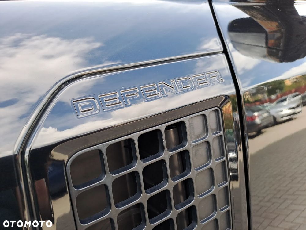 Land Rover Defender 5.0 P525 V8 - 25