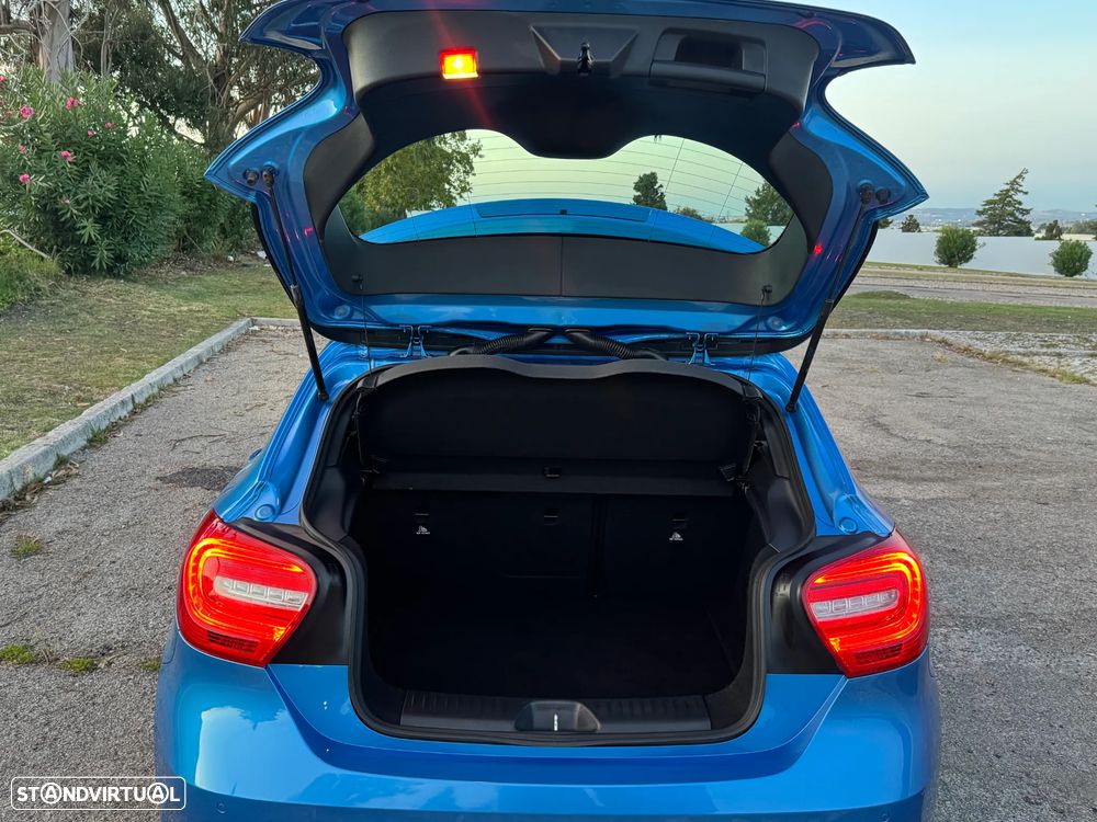 Mercedes-Benz A 180 CDI (BlueEFFICIENCY) Urban - 21