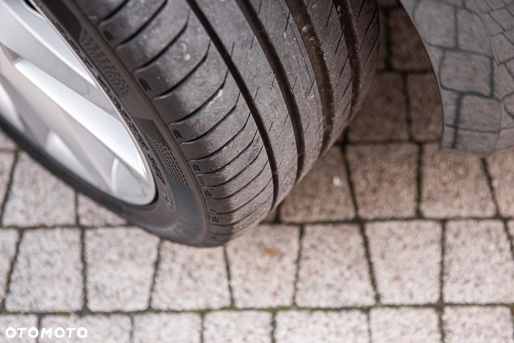 Skoda Octavia 2.0 TDI 4x4 Elegance DSG - 32