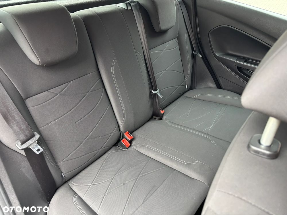 Ford Fiesta 1.25 Trend - 30