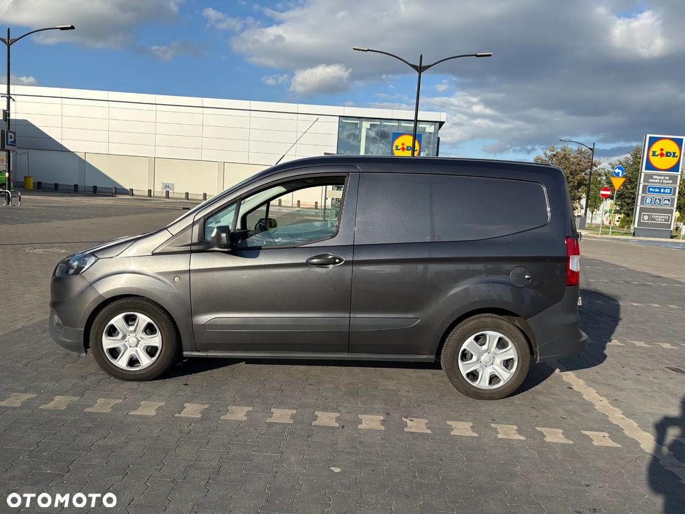 Ford Transit Courier - 7