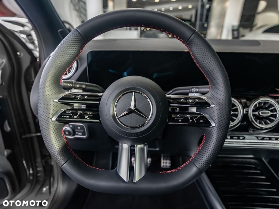 Mercedes-Benz GLA 200 AMG Line - 11