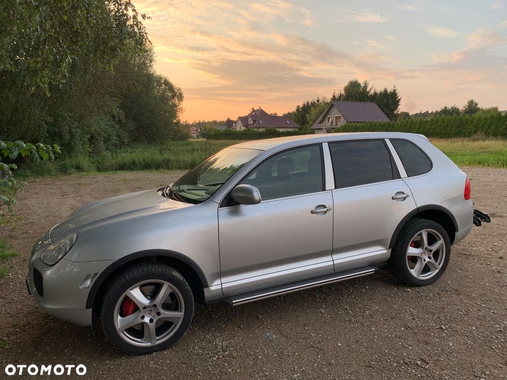 Porsche Cayenne - 3