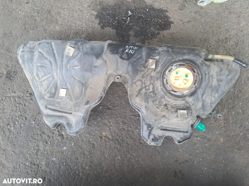 Rezervor combustibil motorina echipat complet cu pompa Original BMW Cod 16117268032 16117260648 Seria 5 F10 F11 F07 Seria 6 F06 F12 F13 Diesel - 1