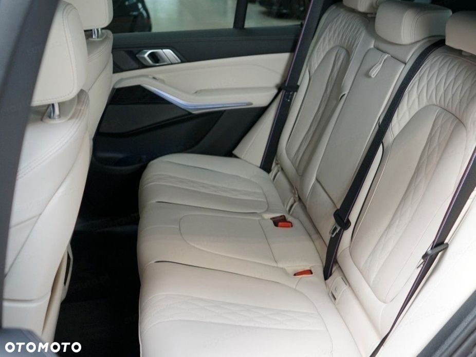 BMW X5 xDrive30d mHEV M Sport sport - 14