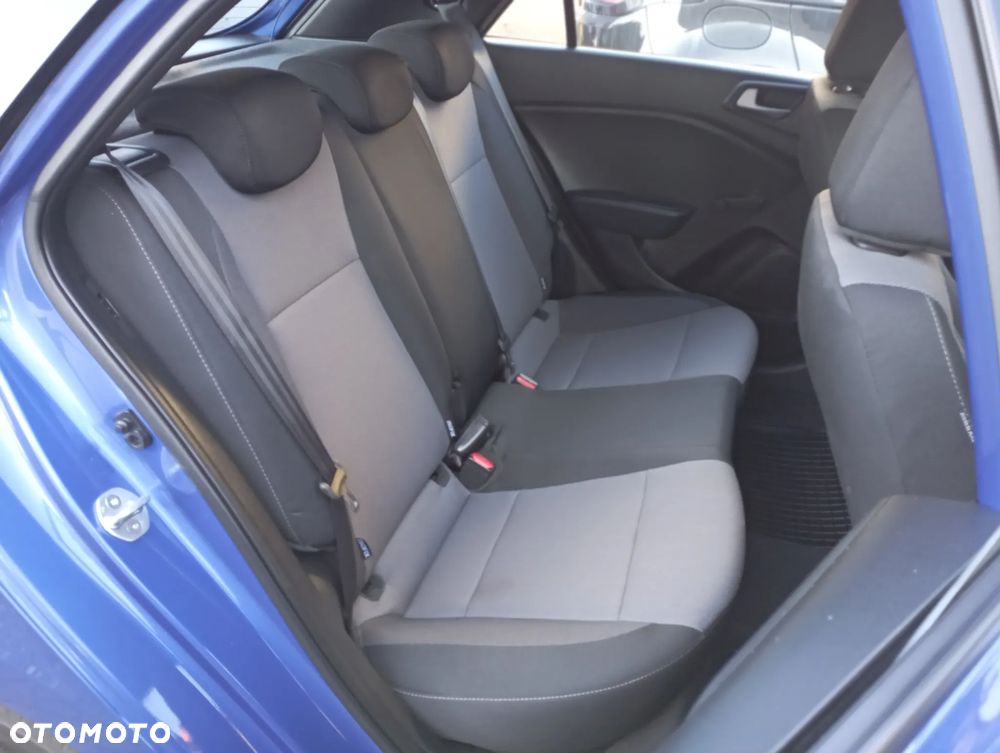 Hyundai i20 1.2 Comfort - 10