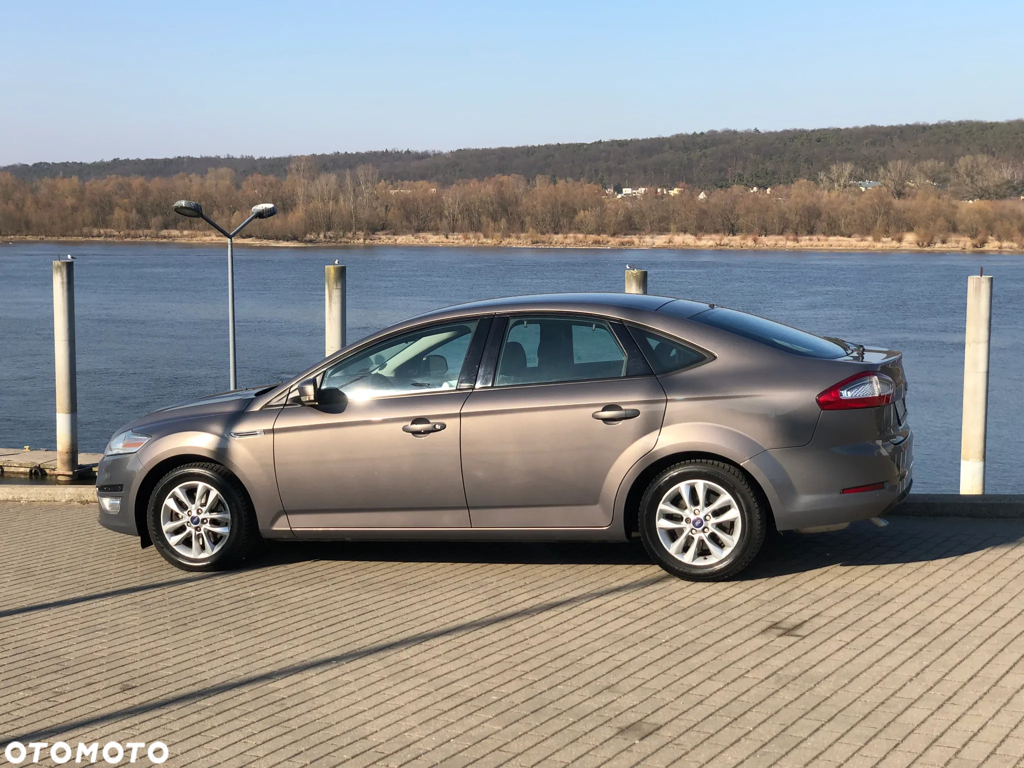 Ford Mondeo - 11
