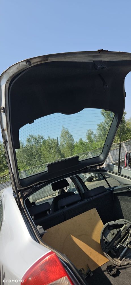 SKODA OCTAVIA II  04-08 1.9 TDI BKC - RADIO RADIOODTWARZACZ - 30