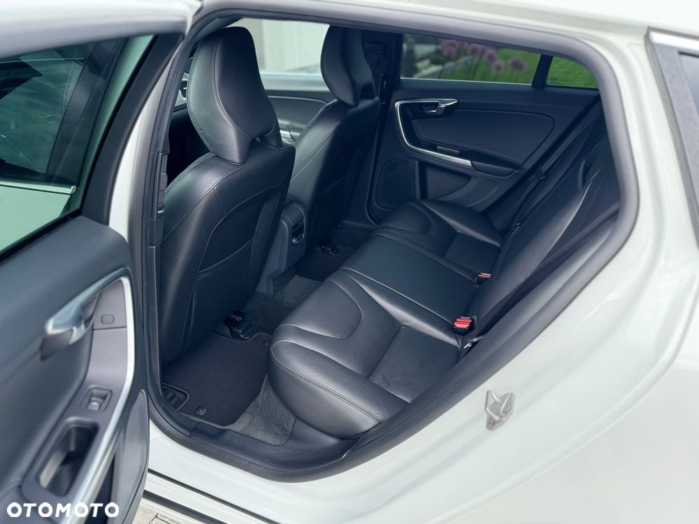 Volvo V60 T4 Drive-E Summum - 6