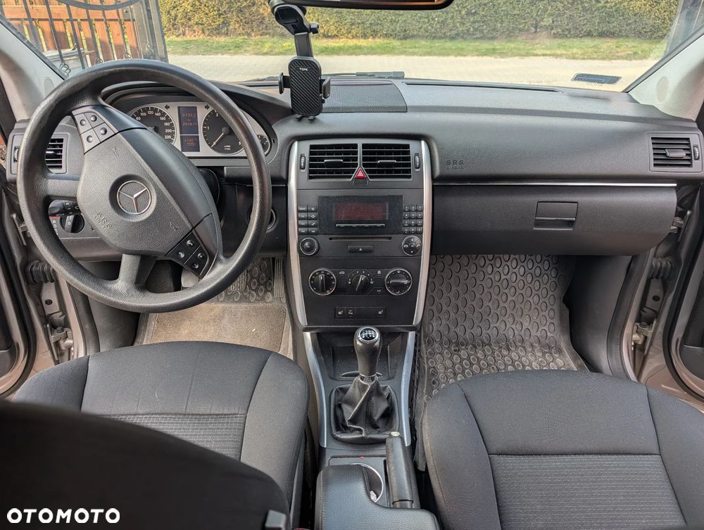 Mercedes-Benz Klasa B 180 CDI - 10
