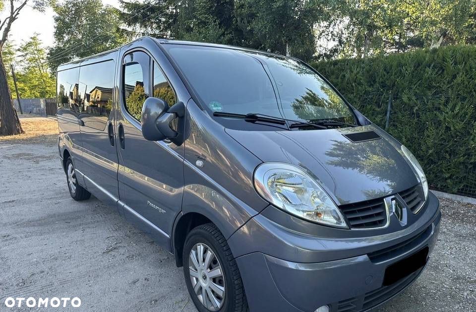 Renault Trafic - 1